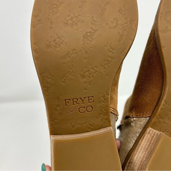 Frye & Co Caden Brown Tan and Metallic Silver Color Blocked Ankle Boots Size 7.5 - Picture 8 of 11
